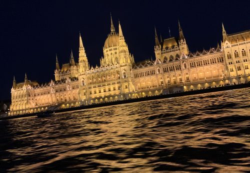 Monty_River_Cruises_web2